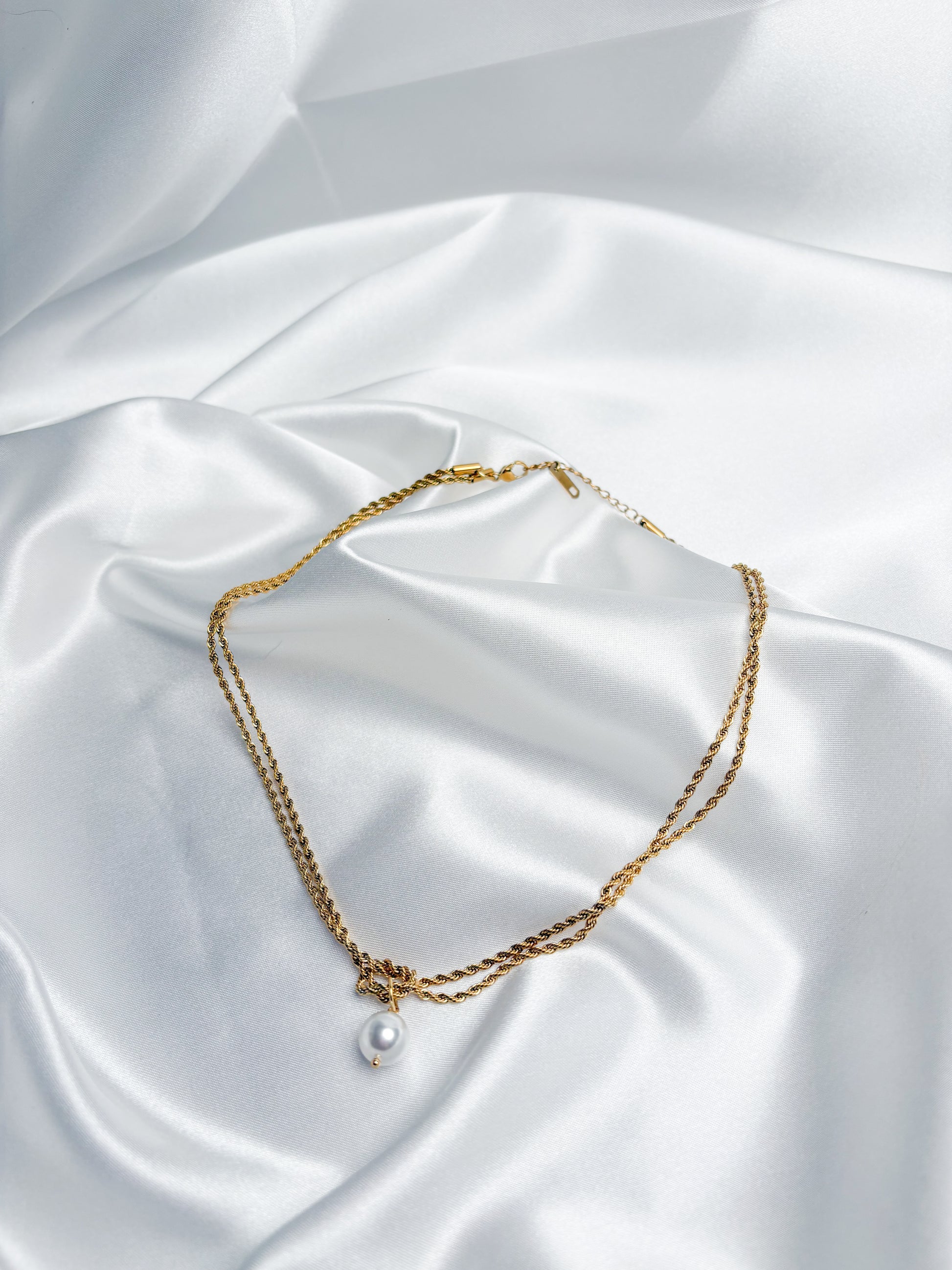 The Estelle Necklace
