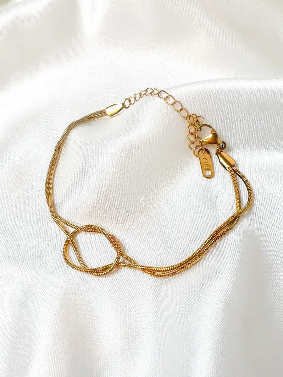 The Knot Bracelet